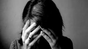 Violência contra a mulher: entenda o perfil preferido dos abusadores