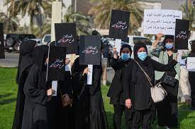 Mulheres chegam ao parlamento do Kuwait 