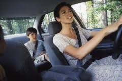 Mulher é mais prudente ao volante