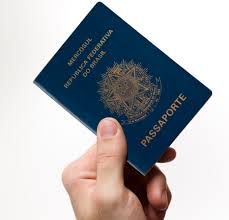 Passaporte, dólares e uma boa dose de cultura