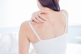 Dermatologista alerta sobre como o emocional afeta a pele